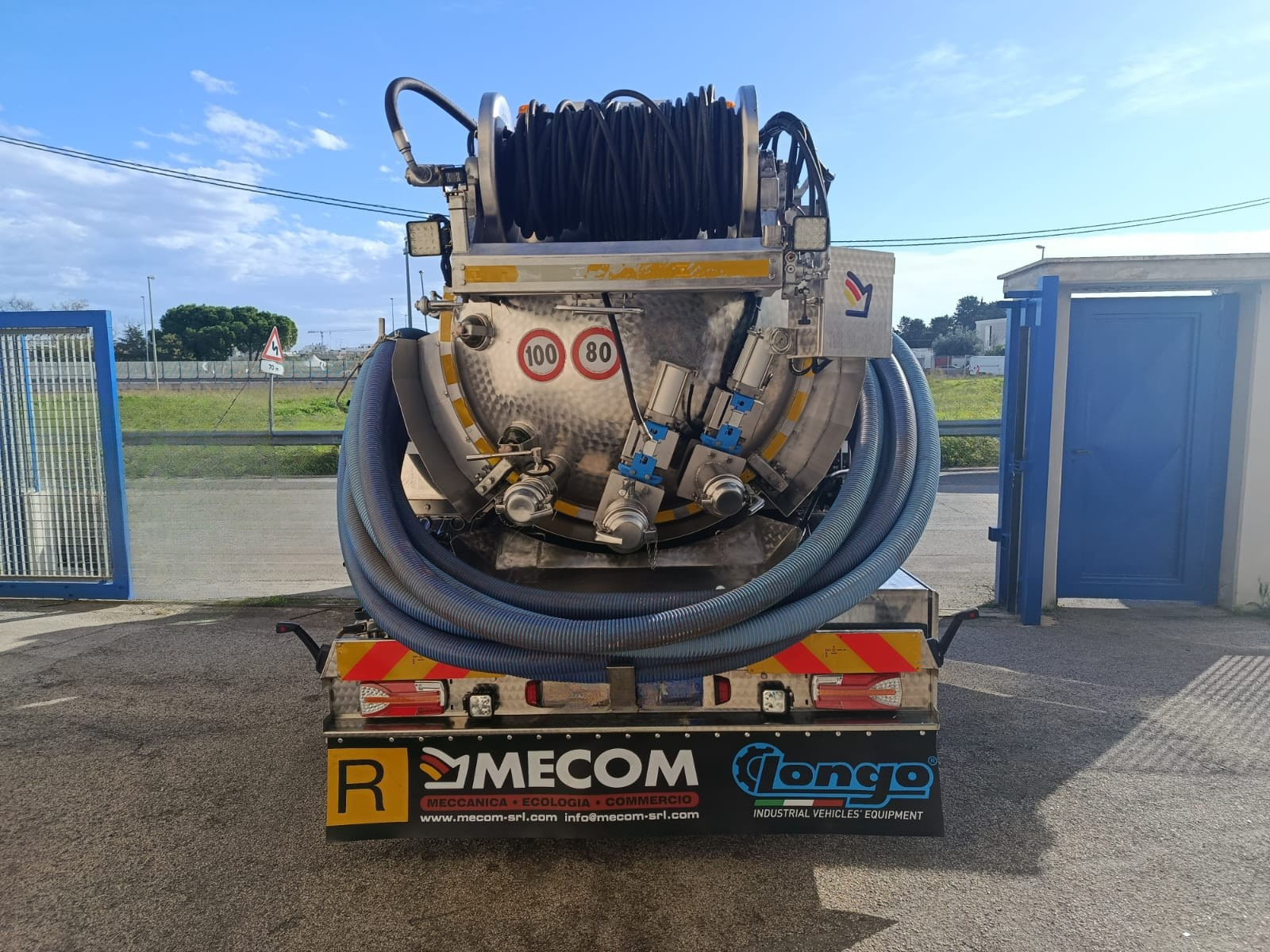 Spurgo combinata Az. Ecologica multiservizi su IVECO EUROCARGO 140-250 E6 del 2017