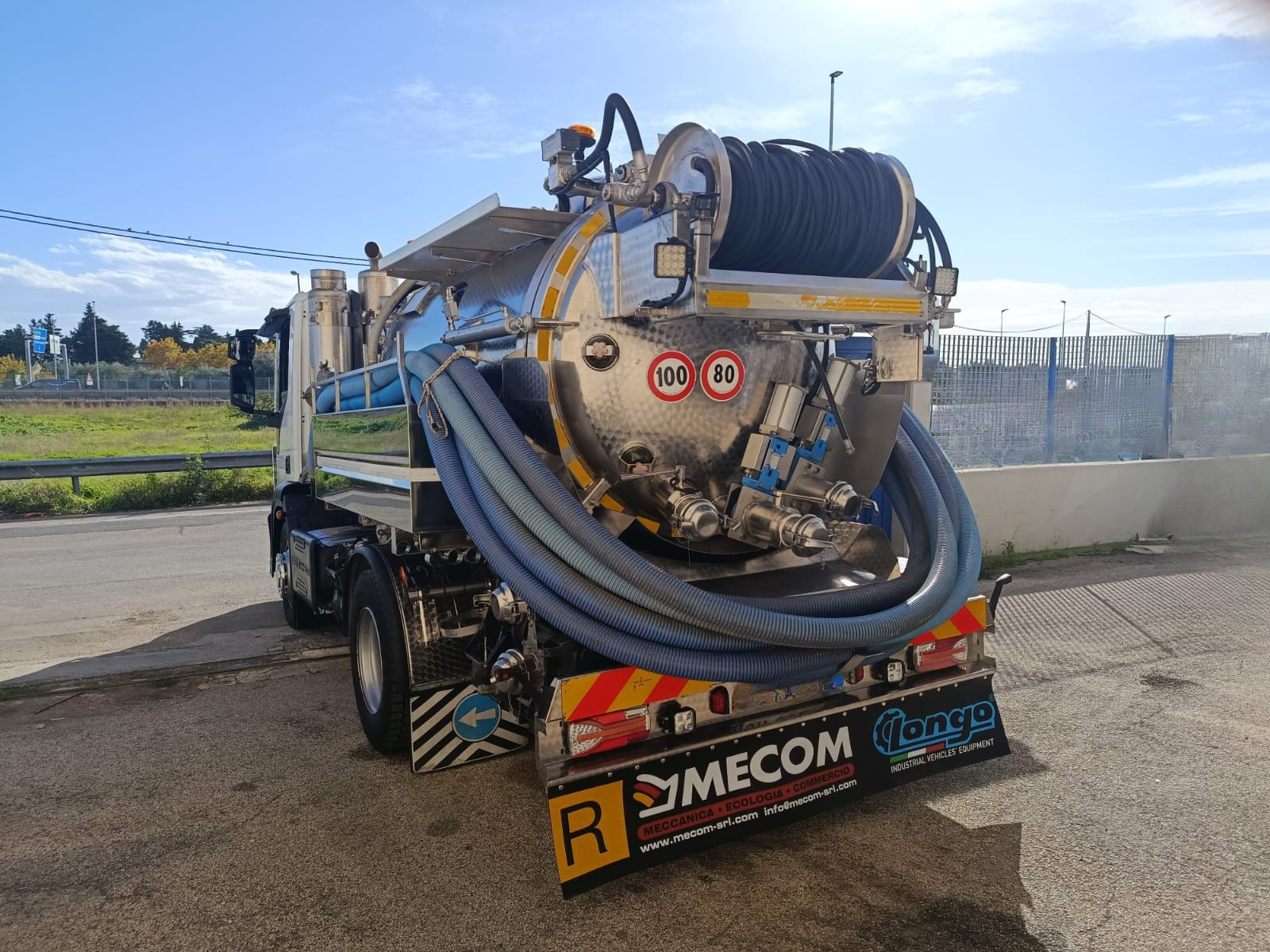 Spurgo combinata Az. Ecologica multiservizi su IVECO EUROCARGO 140-250 E6 del 2017