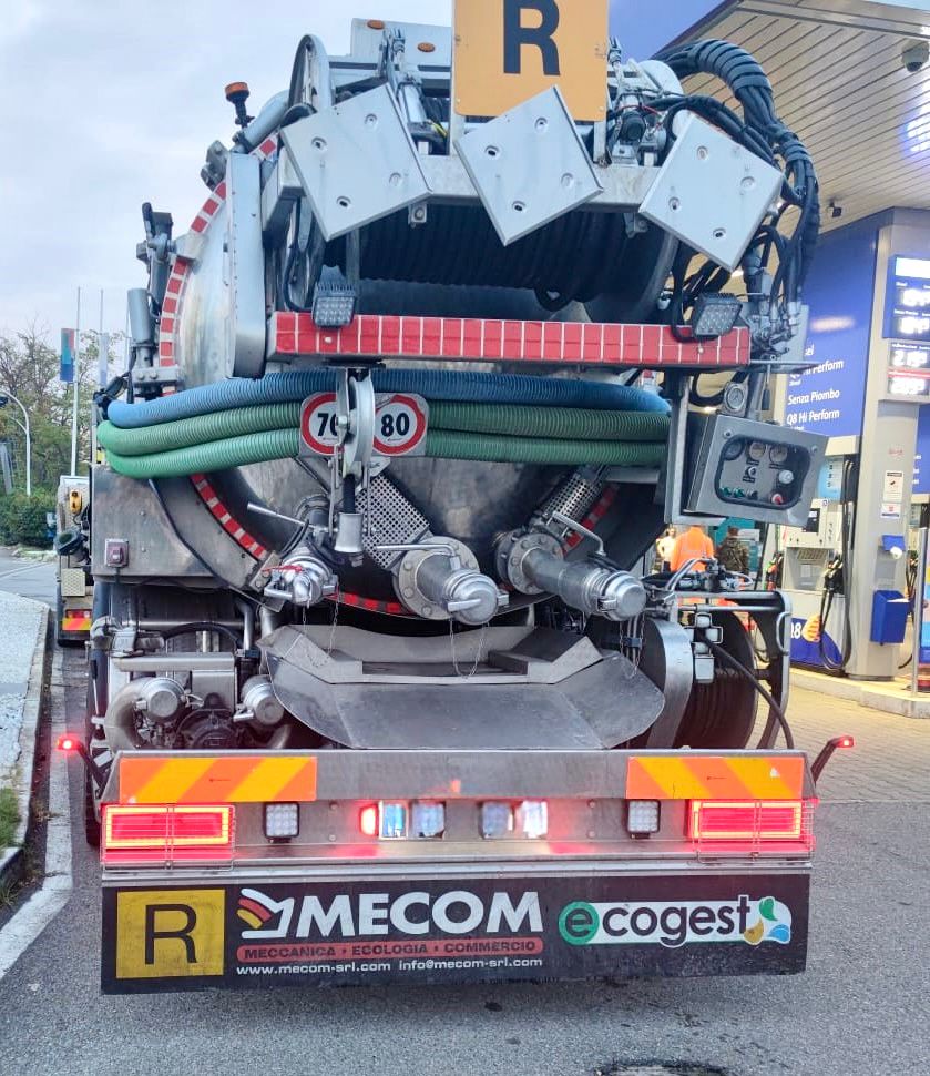 Spurgo Combinata ADR AEM su MAN Trascar 18.310