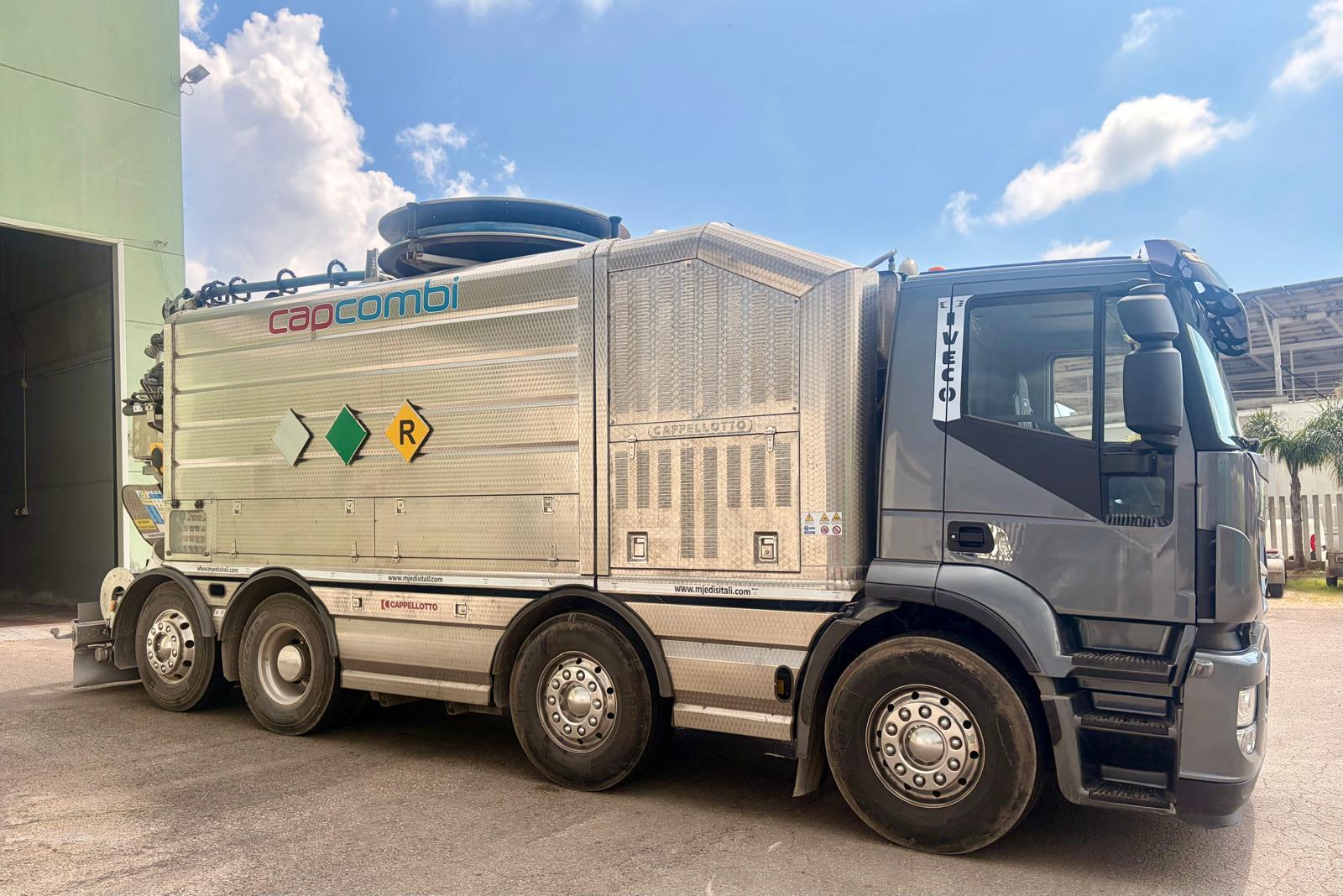 Spurgo combinata CAPPELLOTTO ADR su IVECO STRALIS