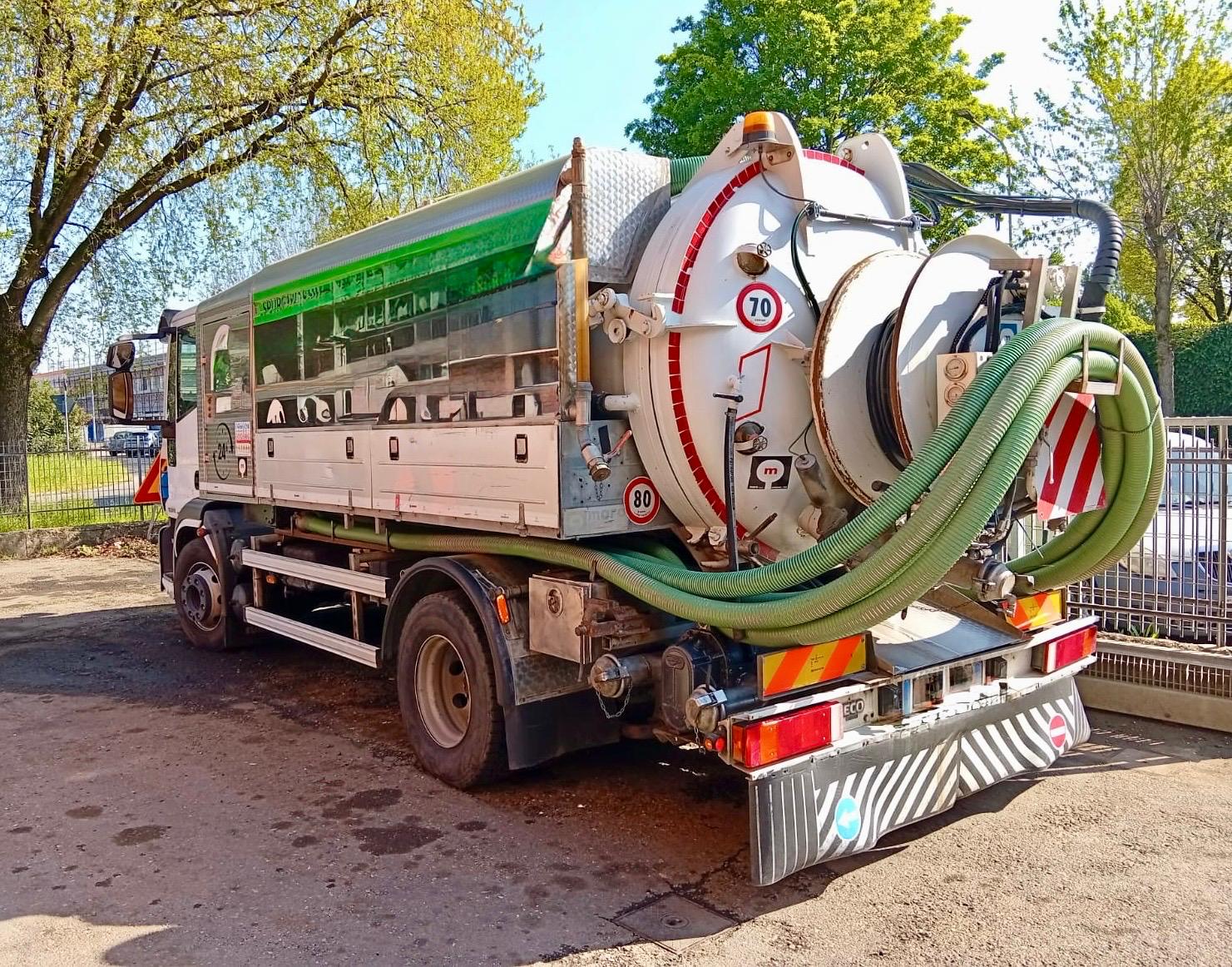 Spurgo combinata MORO su IVECO eurocargo 160E28