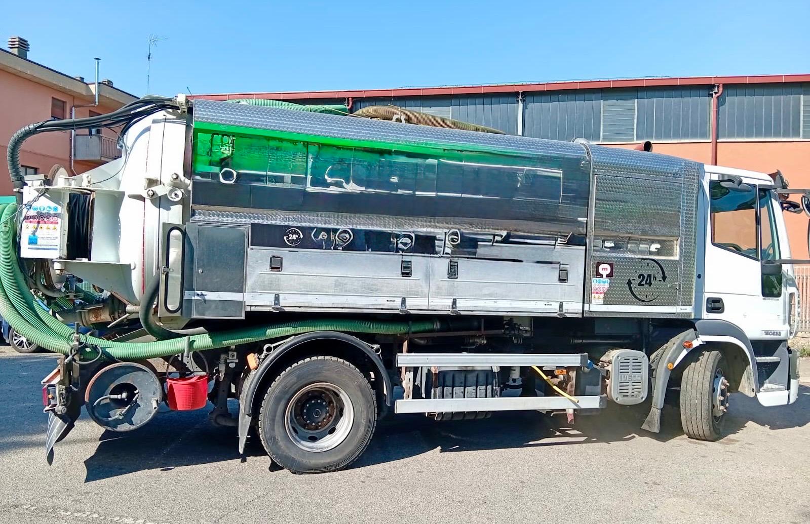 Spurgo combinata MORO su IVECO eurocargo 160E28