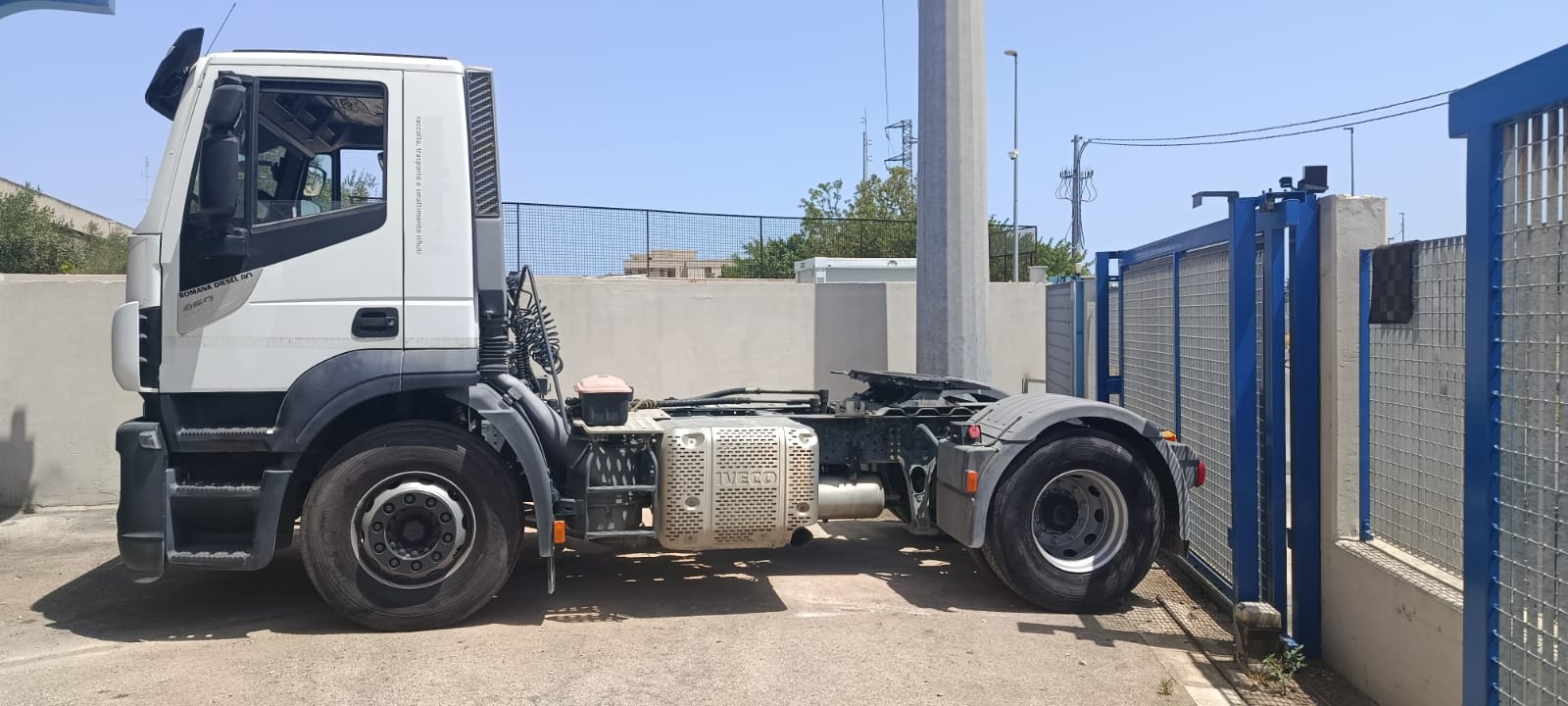 Trattore stradale ADR Iveco stralis 460