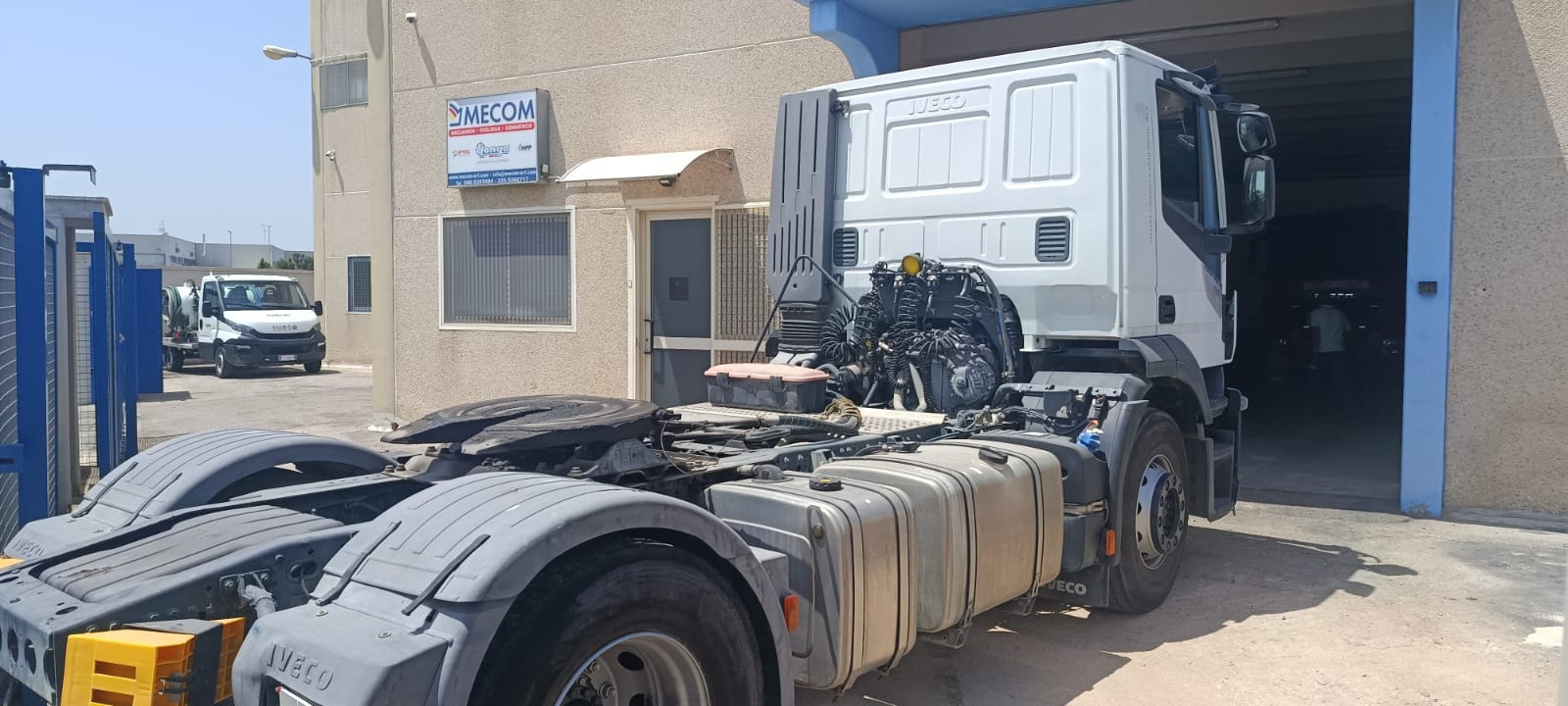 Trattore stradale ADR Iveco stralis 460