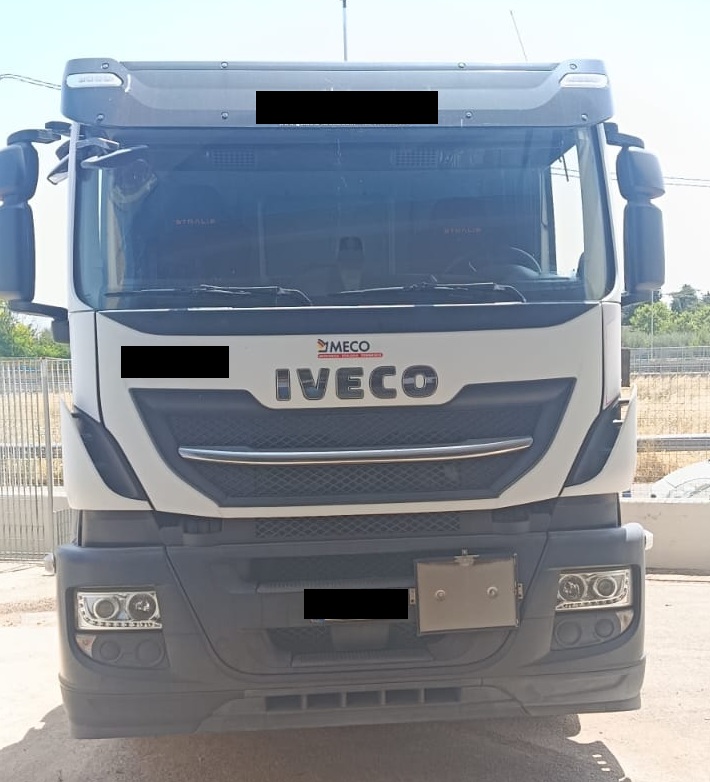 Trattore stradale ADR Iveco stralis 460